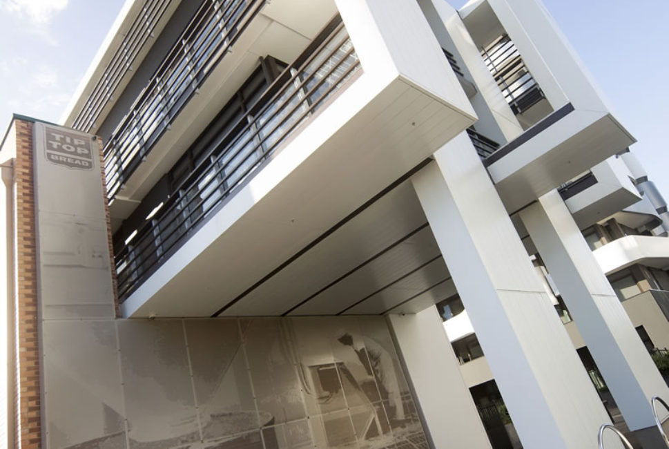 Location: Tip Top Apartments,Brunswick East,VIC Architect: Rothe Lowman/ Sue Hodges Productions