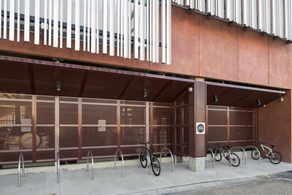 locker2013_383-969×650